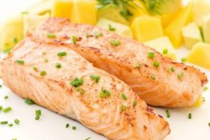 salmón como fuente de vitamina B para niños