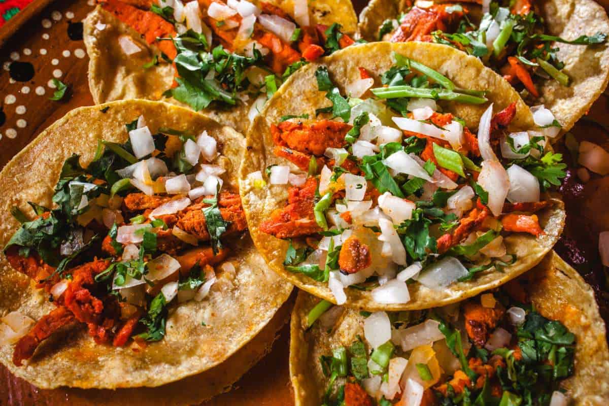 tacos de pastor comida mexicana
