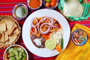 Mesa lista para la hora de comer en México